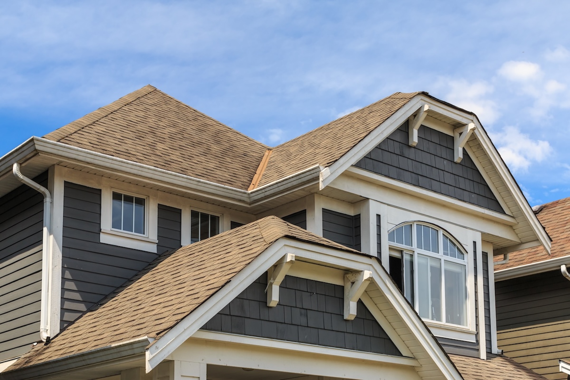 brown shingle roofing