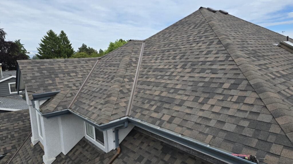 Army roof Grey house shingles