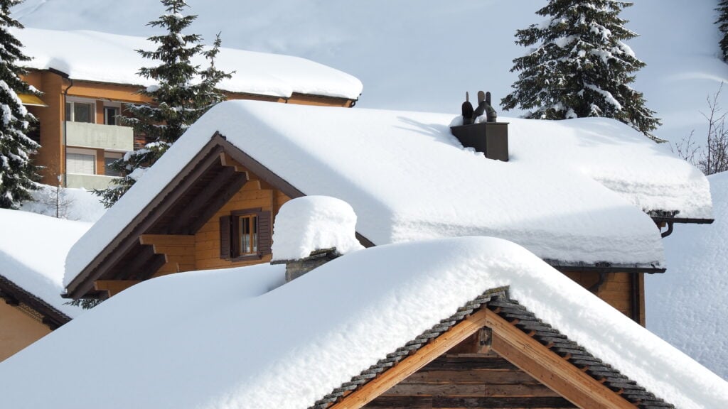 Roof with snow